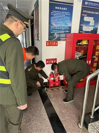 灭火器、.jpg 灭火器、.jpg