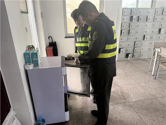 15D6B13FFF4DB2BB1501C92589AB23E5.png 15D6B13FFF4DB2BB1501C92589AB23E5.png